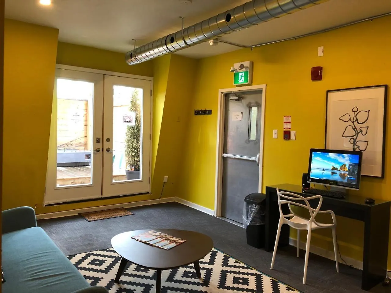 Two Peas Pod Hostel Toronto 0*,  Canada